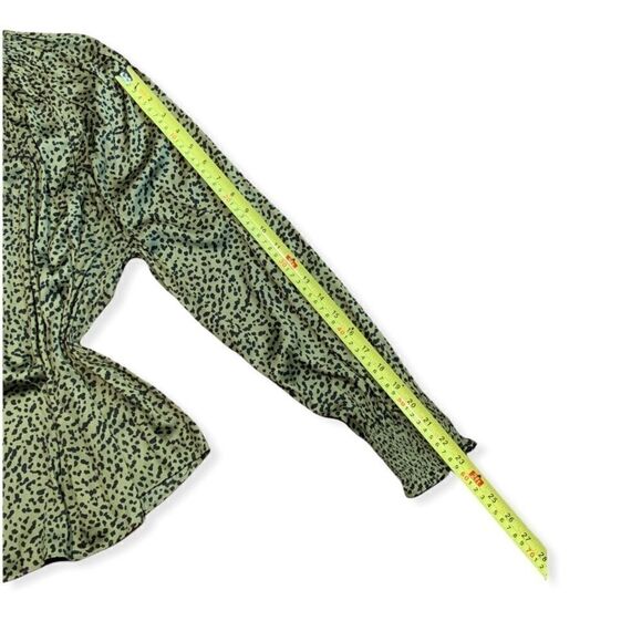 H&M Leopard Print Satin Green Blouse - Picture 10 of 10